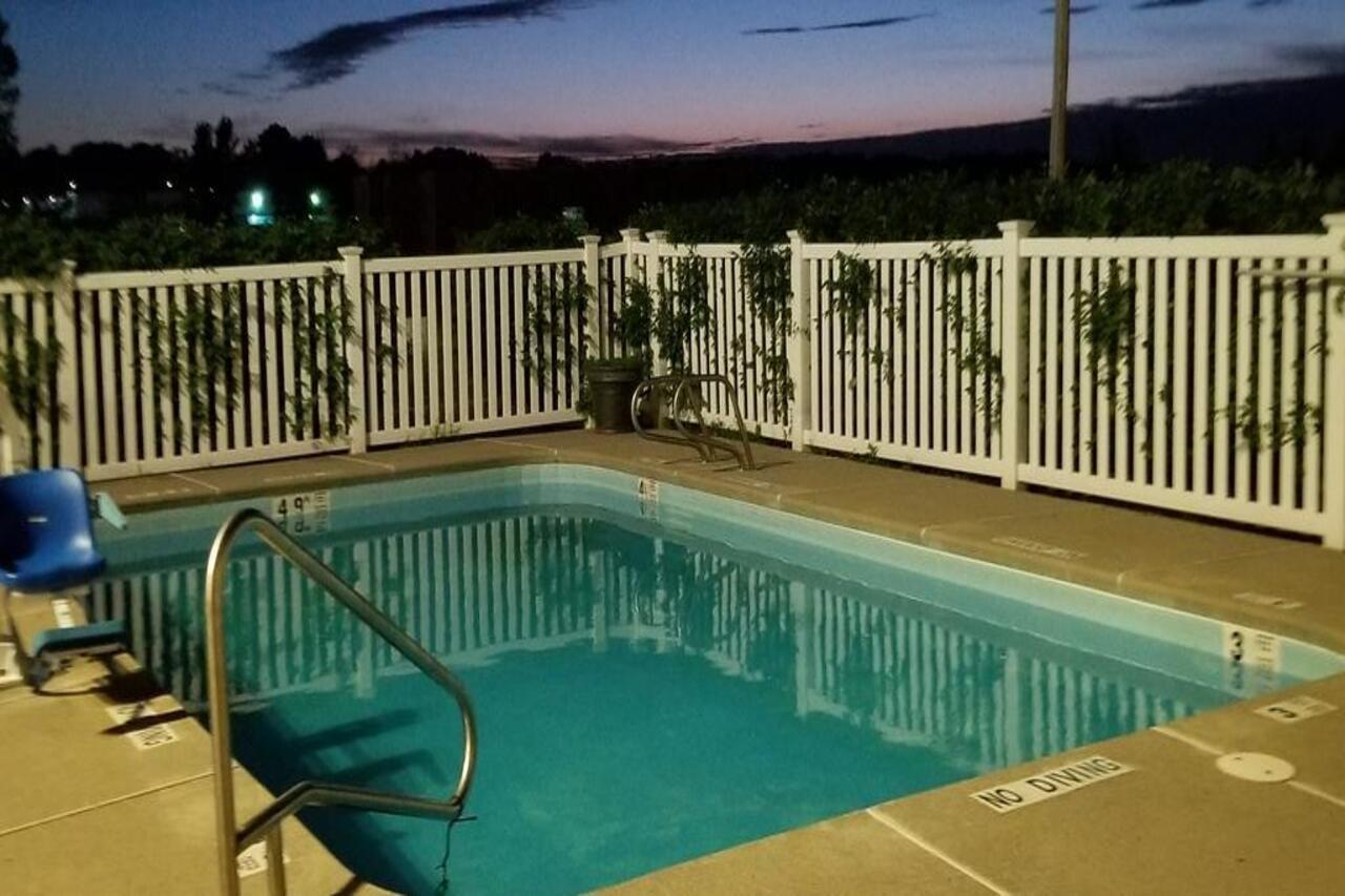 Fairbridge Inn & Suites Batavia-Darien Amusement Park Luaran gambar